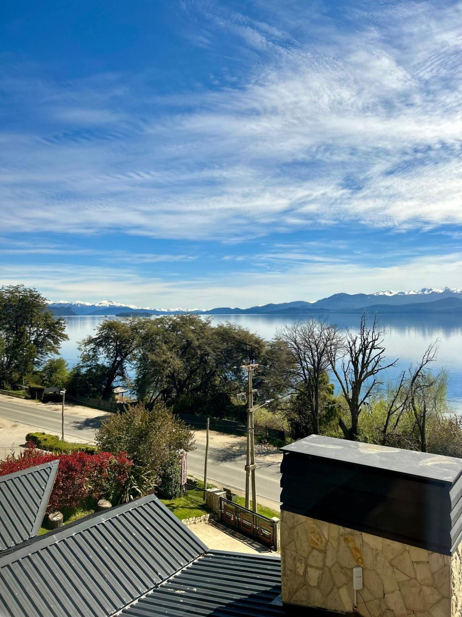 Bahia Paraiso Apart & Suites San Carlos de Bariloche Bagian luar foto