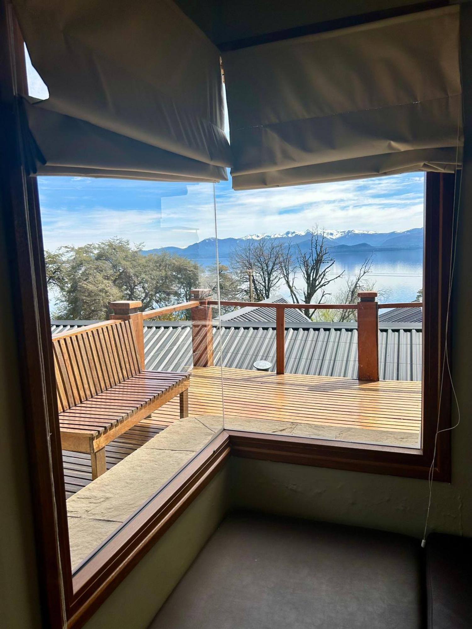 Bahia Paraiso Apart & Suites San Carlos de Bariloche Bagian luar foto