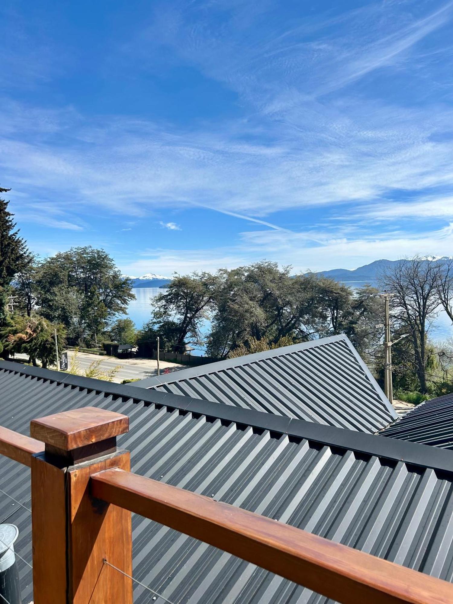 Bahia Paraiso Apart & Suites San Carlos de Bariloche Bagian luar foto